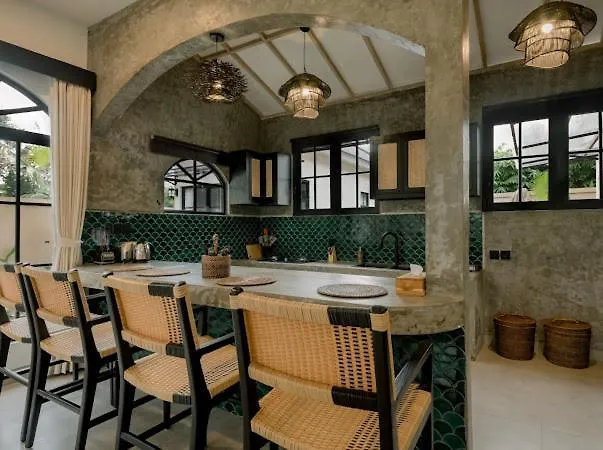 Villa Ginas Heritage With View Of Jungle *