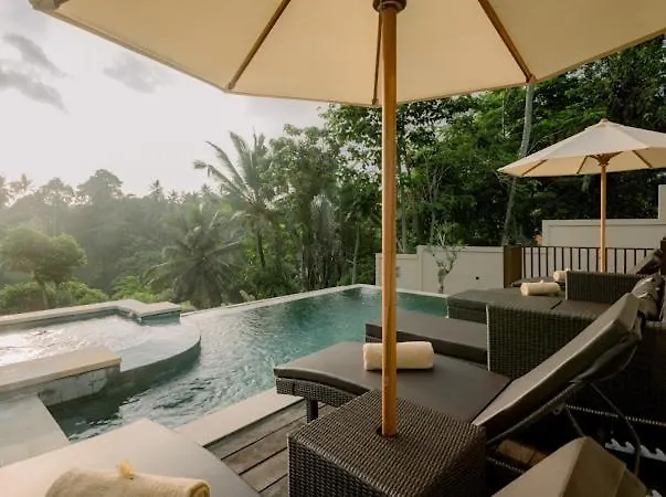 Ginas Heritage With View Of Jungle