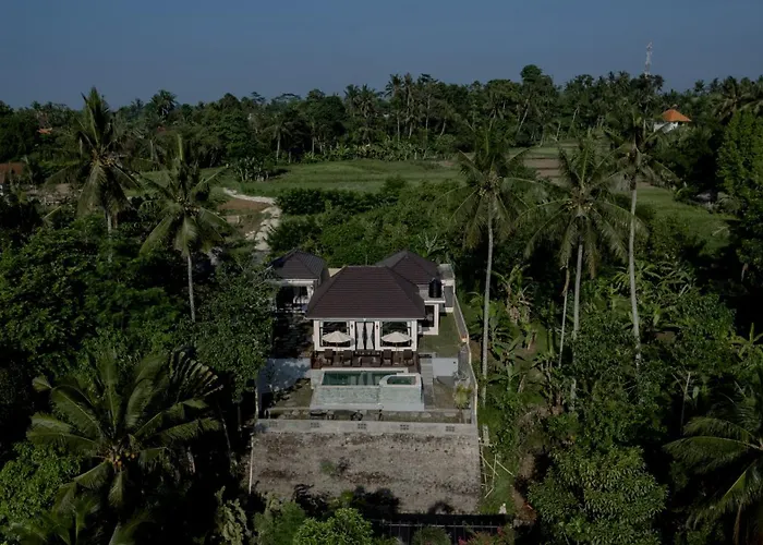 Villa Ginas Heritage With View Of Jungle
