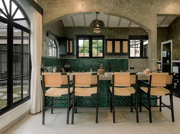 Ginas Heritage With View Of Jungle Villa *