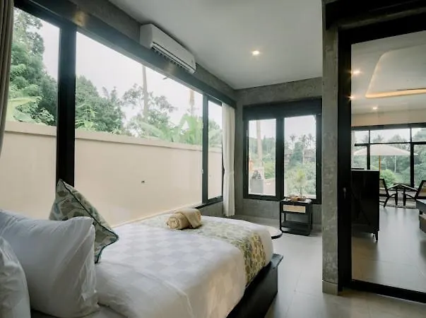 Ginas Heritage With View Of Jungle Ubud