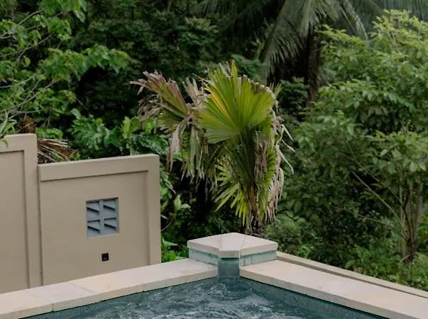 Ginas Heritage With View Of Jungle *